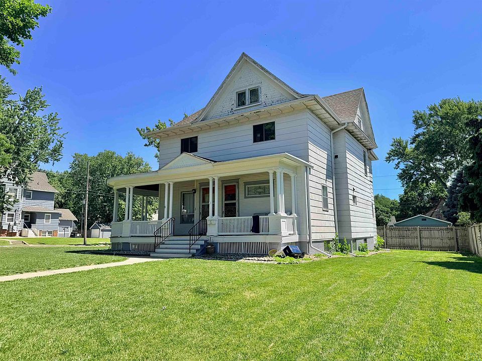 1st image of 3720-22 4th Ave