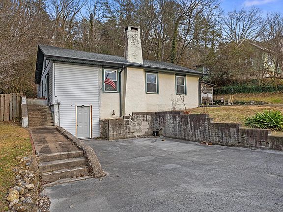 3rd image of 3615 Glendon Dr