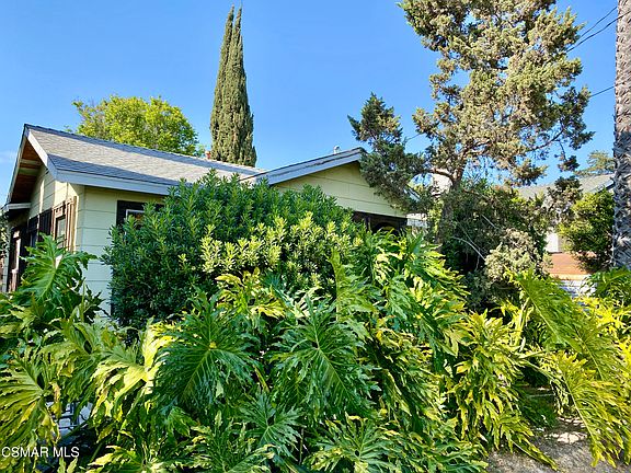 5th image of 275 Fraser Ln