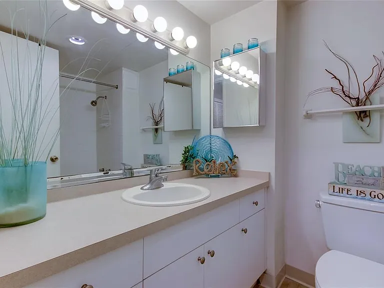 880 Mandalay Ave #604 — Photo 15