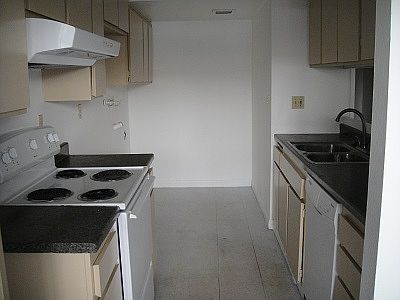 3rd image of 17802 Palo Verde Ave