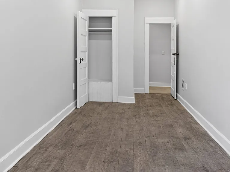 12 E 49th St #2 — Photo 16