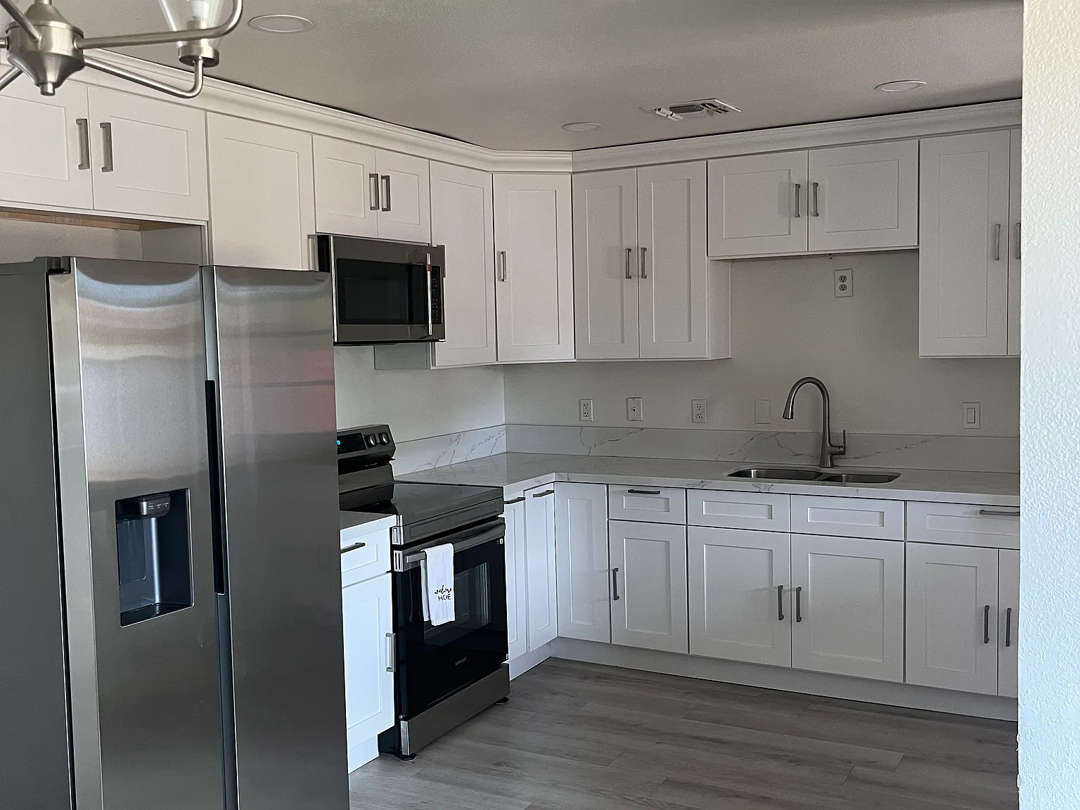3 bed, 1148 sqft, $2,495 — Photo 1