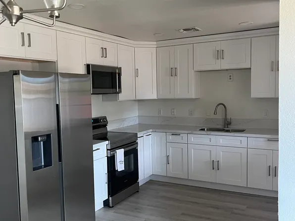 859 E 10th Dr, Mesa, AZ 85204