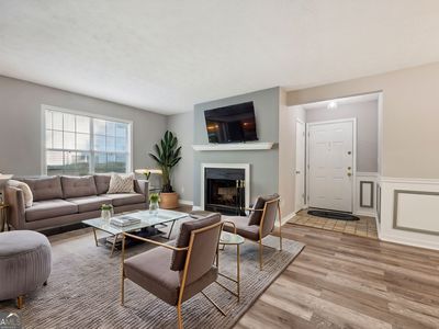 406 Glenleaf Dr, Peachtree Corners, GA, 30092