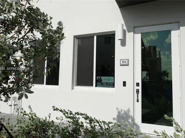 6416 NW 102nd Ct APT 104, Doral, FL 33178