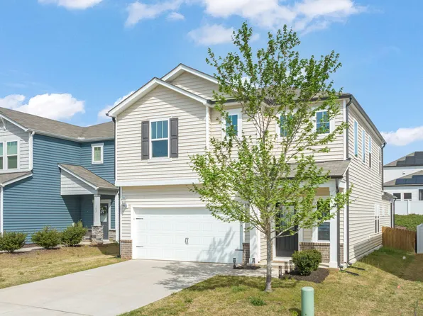 92 White Ash Dr, Clayton, NC 27527
