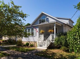 6 Coolidge Rd, Danvers, MA 01923