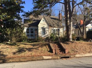 26 Chestnut St, Lexington, NC 27292