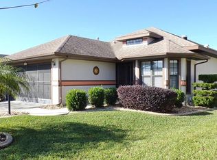 21621 Queen Elizabeth Ct, Leesburg, FL 34748