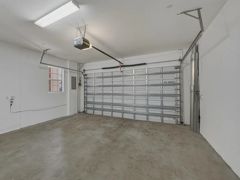 119 Lancaster Rd — Photo 52