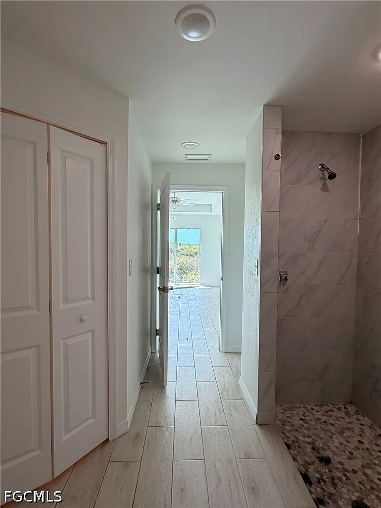 4 bed, 3.0 bath, 1684 sqft, $1,950 — Photo 3