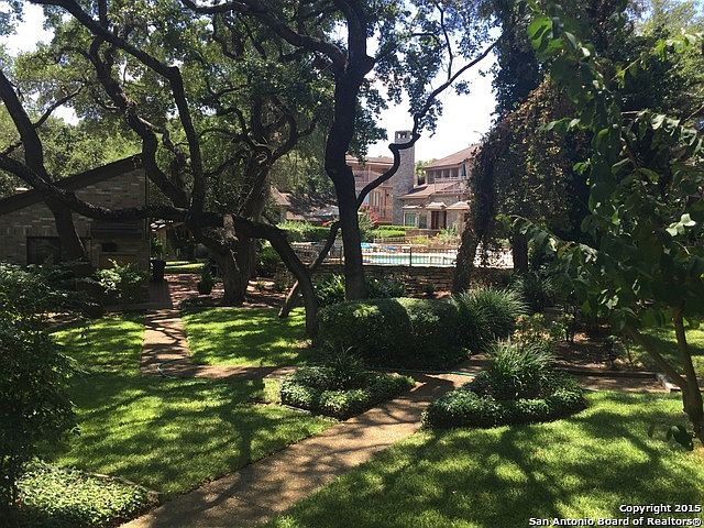 1st image of 11807 Sunburst Ln #405
