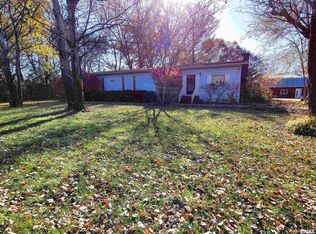 104 Mimosa Ln, FLORA, IL 62839