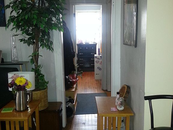5th image of 1659 N Arlington Pl APT 2