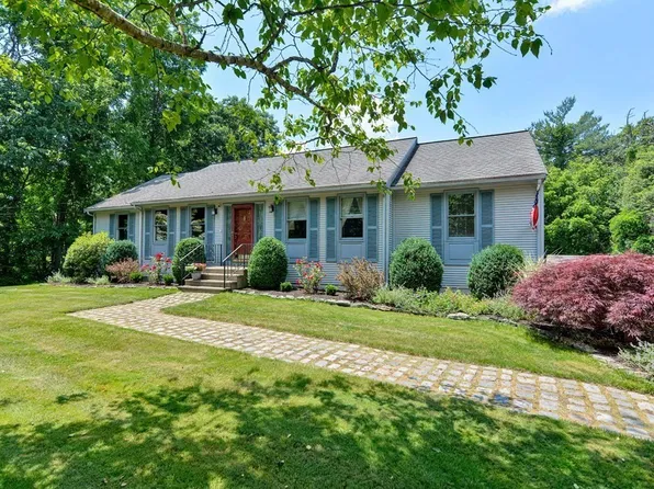 597 Berkley St, Berkley, MA 02779