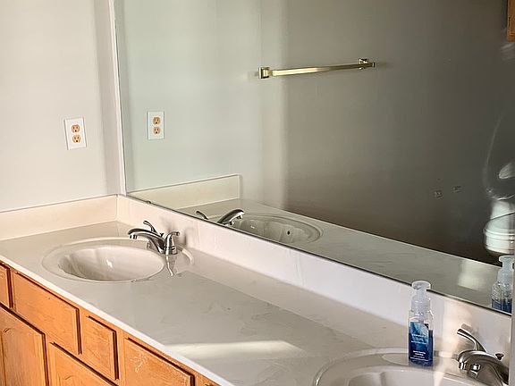 5th image of 4102 S Sycamore Pl