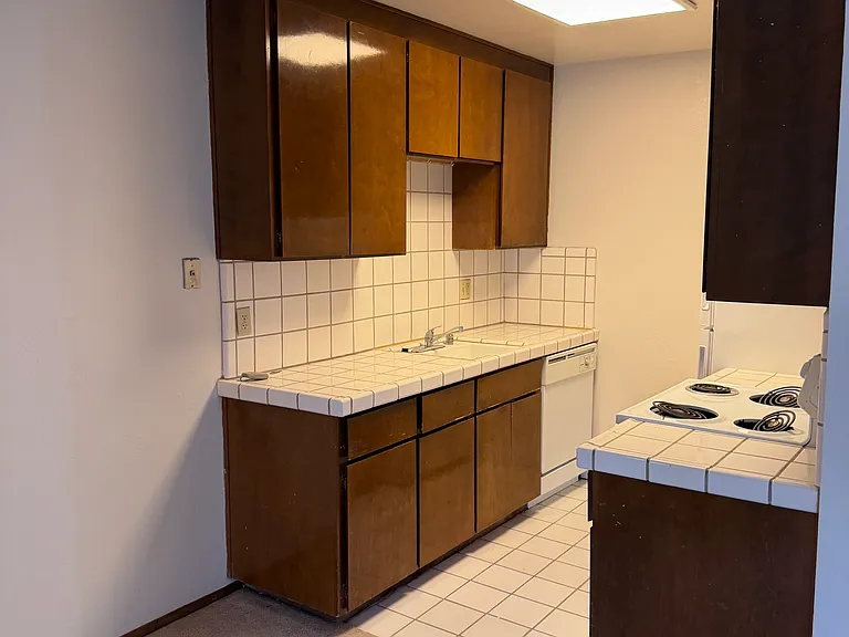 3504 J St — Photo 10