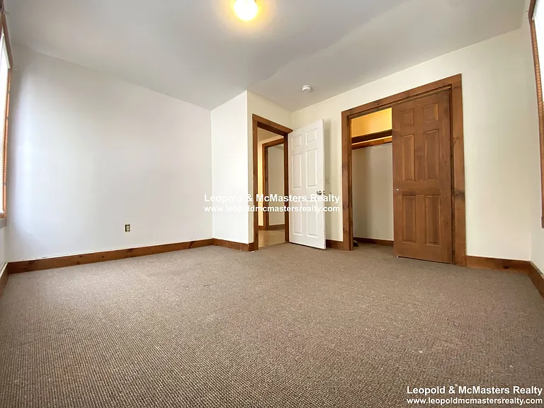 15 Sanborn St #15 — Photo 4