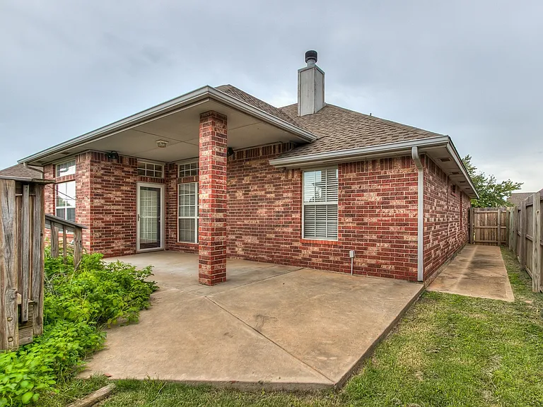 4008 Morningstar Dr — Photo 9