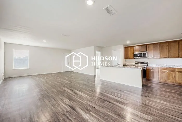 3617 Yamini Dr — Photo 3