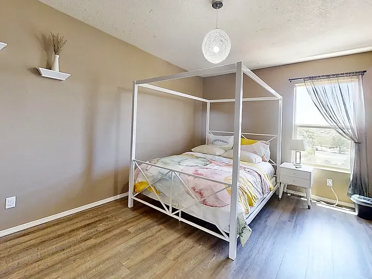 2406 Treviso Dr SE — Photo 16