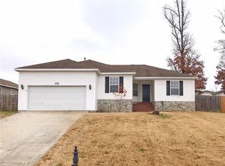 132 Jenee Dr, Huntsville, AR 72740