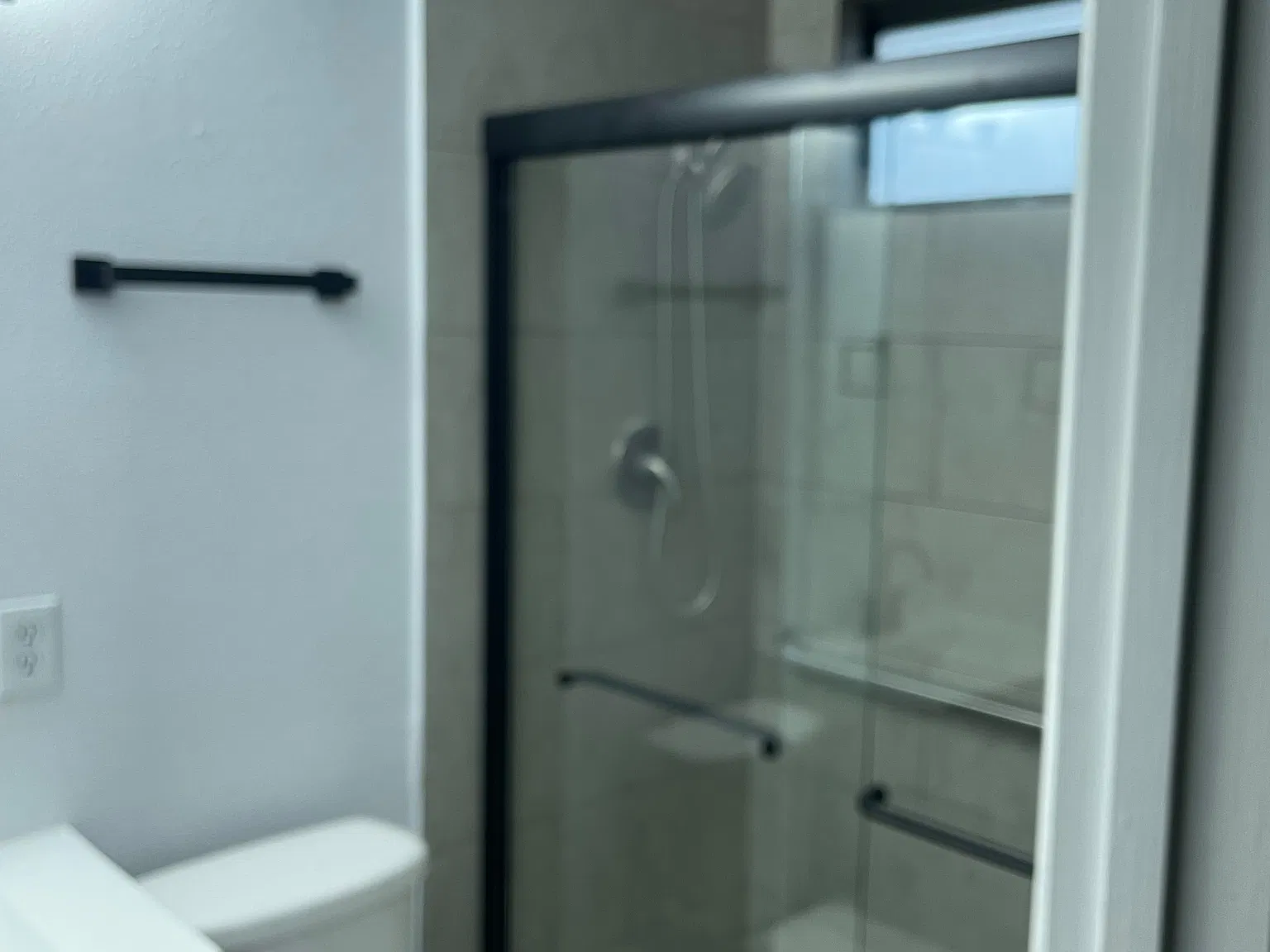 4 bed, 1600 sqft, $1,850 — Photo 2