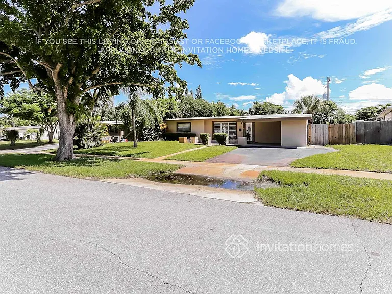 746 Eagle Way — Photo 3