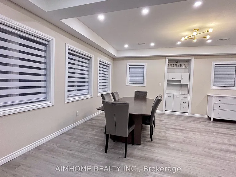 23 Ria Ct #LOWER LEVEL — Photo 8