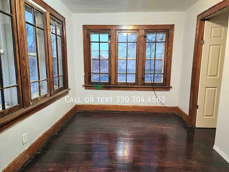 1628 E Market St #3 — Photo 6