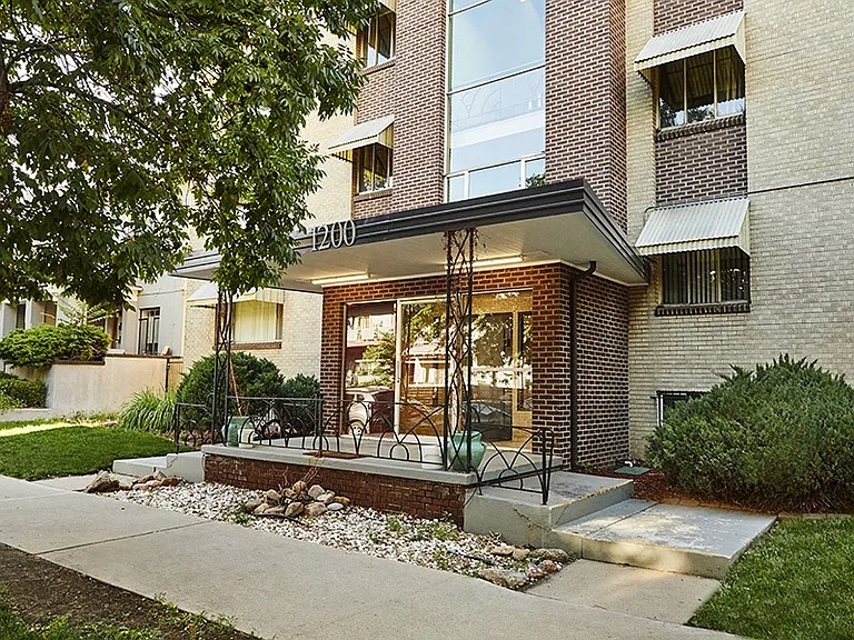 Skylark Apartments — Photo 9