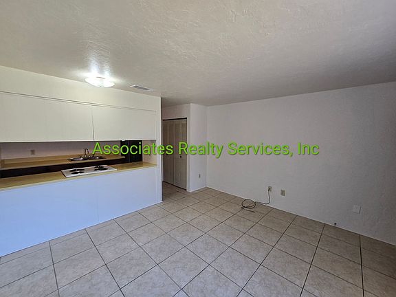 5th image of 710 NW 16th Ave APT 7