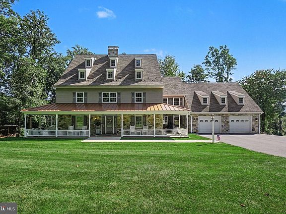 3rd image of 316 Sunnyside Rd