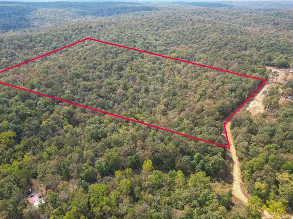 32-34 Red Oak Rd, Hardy, AR 72542