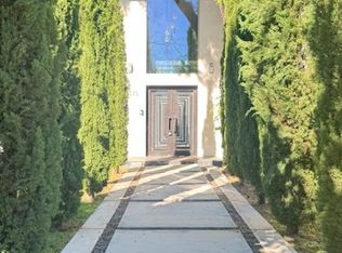 15373 Valley Vista Blvd, Sherman Oaks, CA 91403