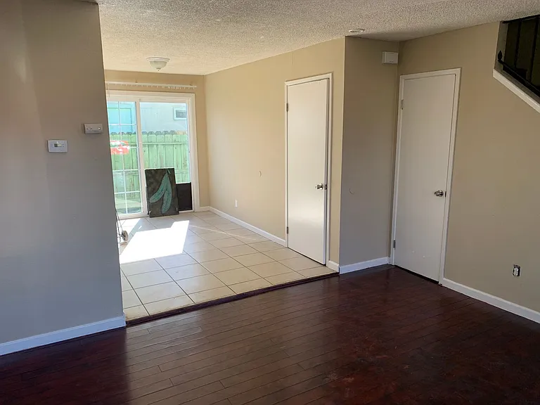 742 Ponce De Leon Ave — Photo 11