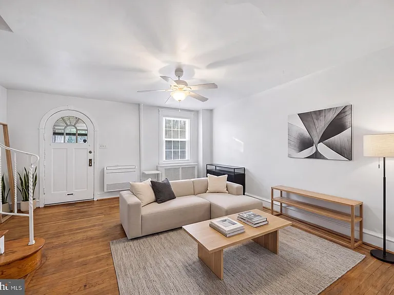 3323 Tilden St — Photo 14