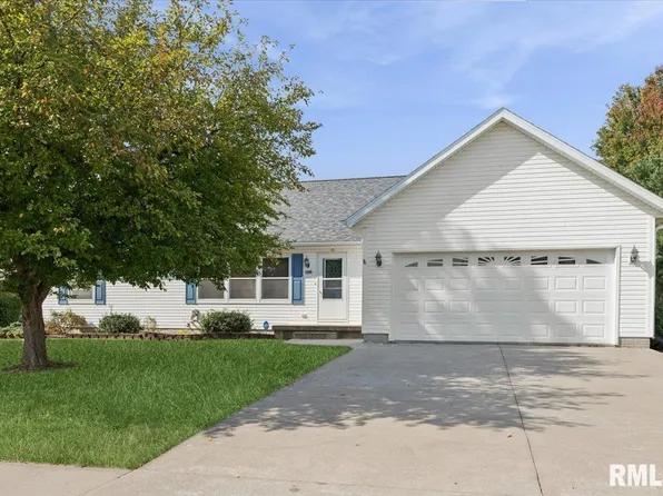 1500 11th St NW, Clinton, IA 52732