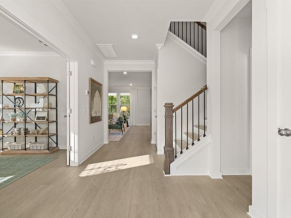 4th image of 3507 Novak Ln