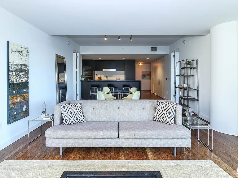 6250 Hollywood Blvd #11N — Photo 5