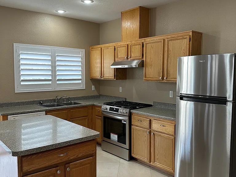 128 Temple Wood Ct — Photo 6