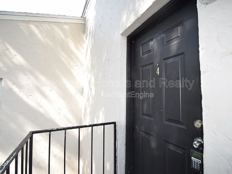 1005 S New York Ave #4 — Photo 3