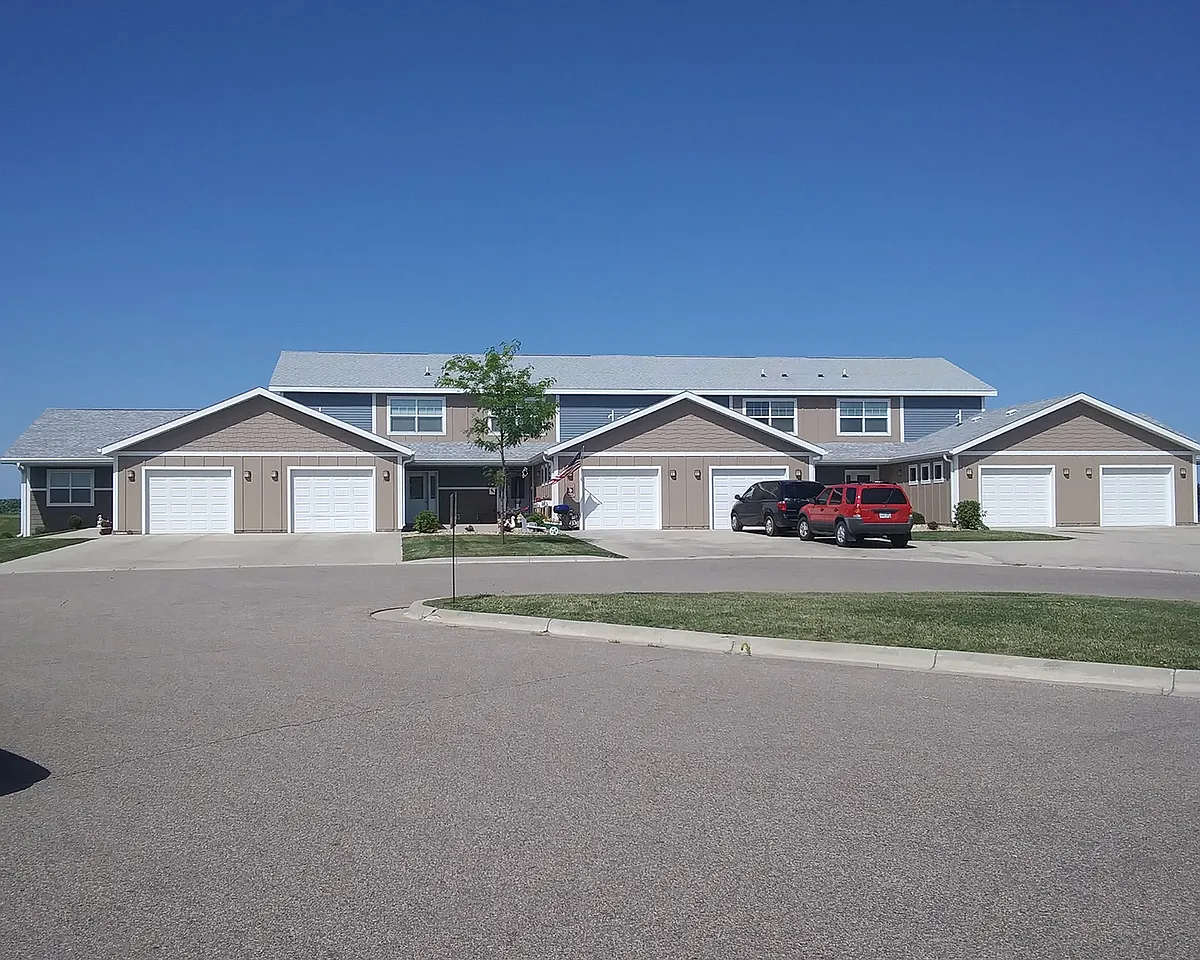 Building Photo - Eagle Ridge Townhomes