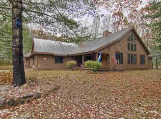 9028 N Tottenham Dr, Traverse City, MI 49685