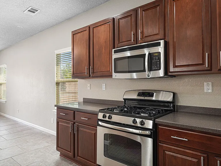 224 Valle Alto Dr NE — Photo 11