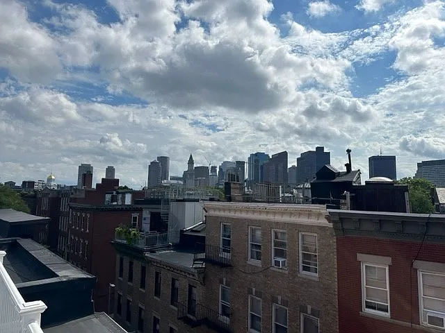 29 Charter St #3 — Photo 14