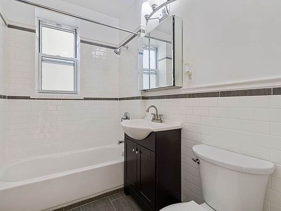 5th image of 80 Clarkson Ave APT 2E