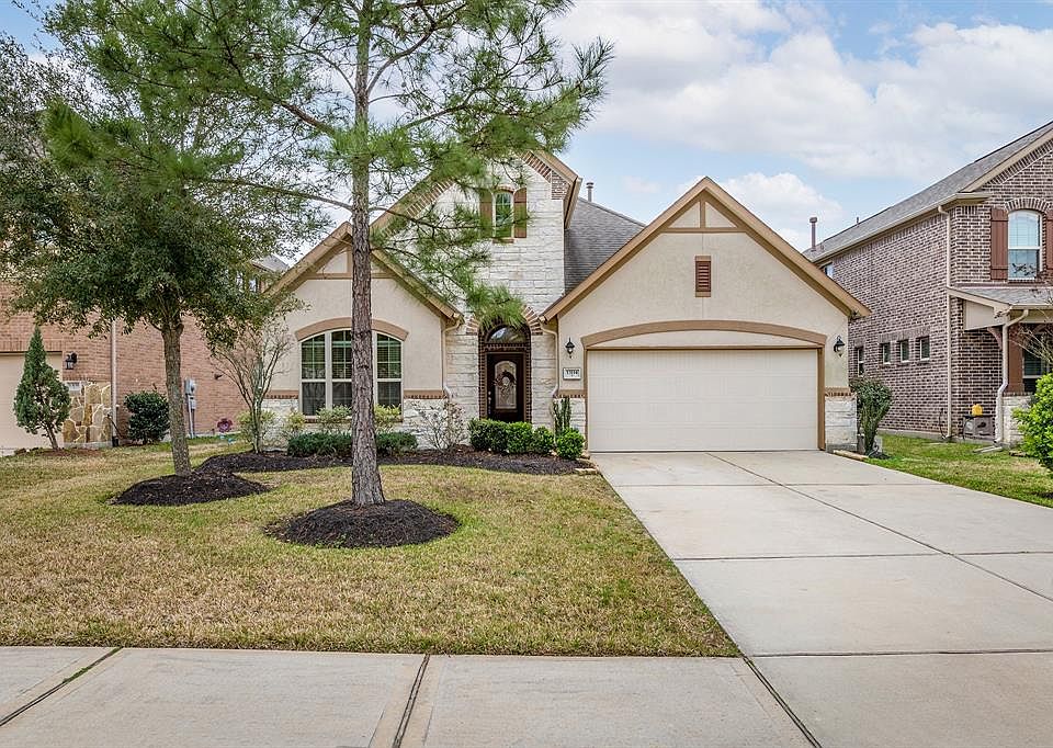 1st image of 13114 Maywater Crest Ct
