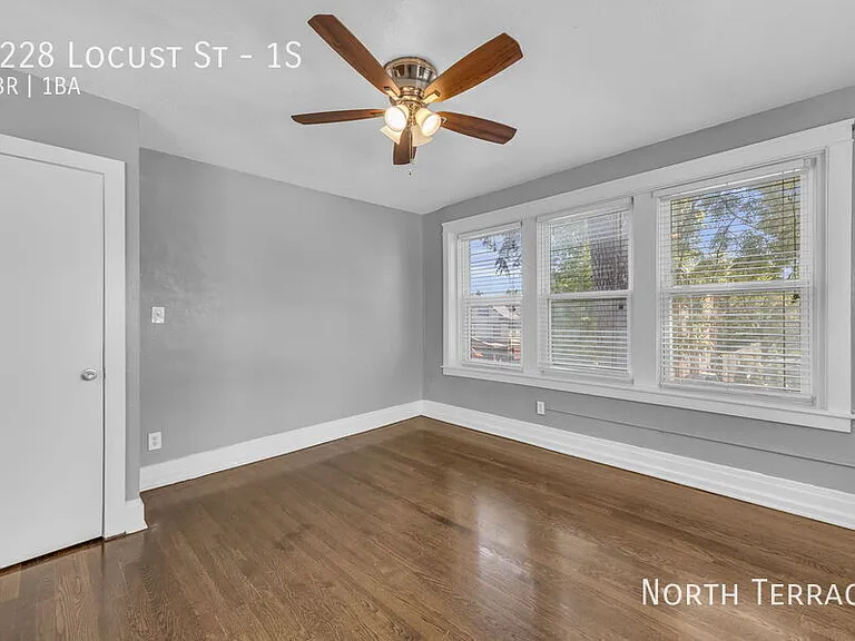 4228 Locust St #1S — Photo 12